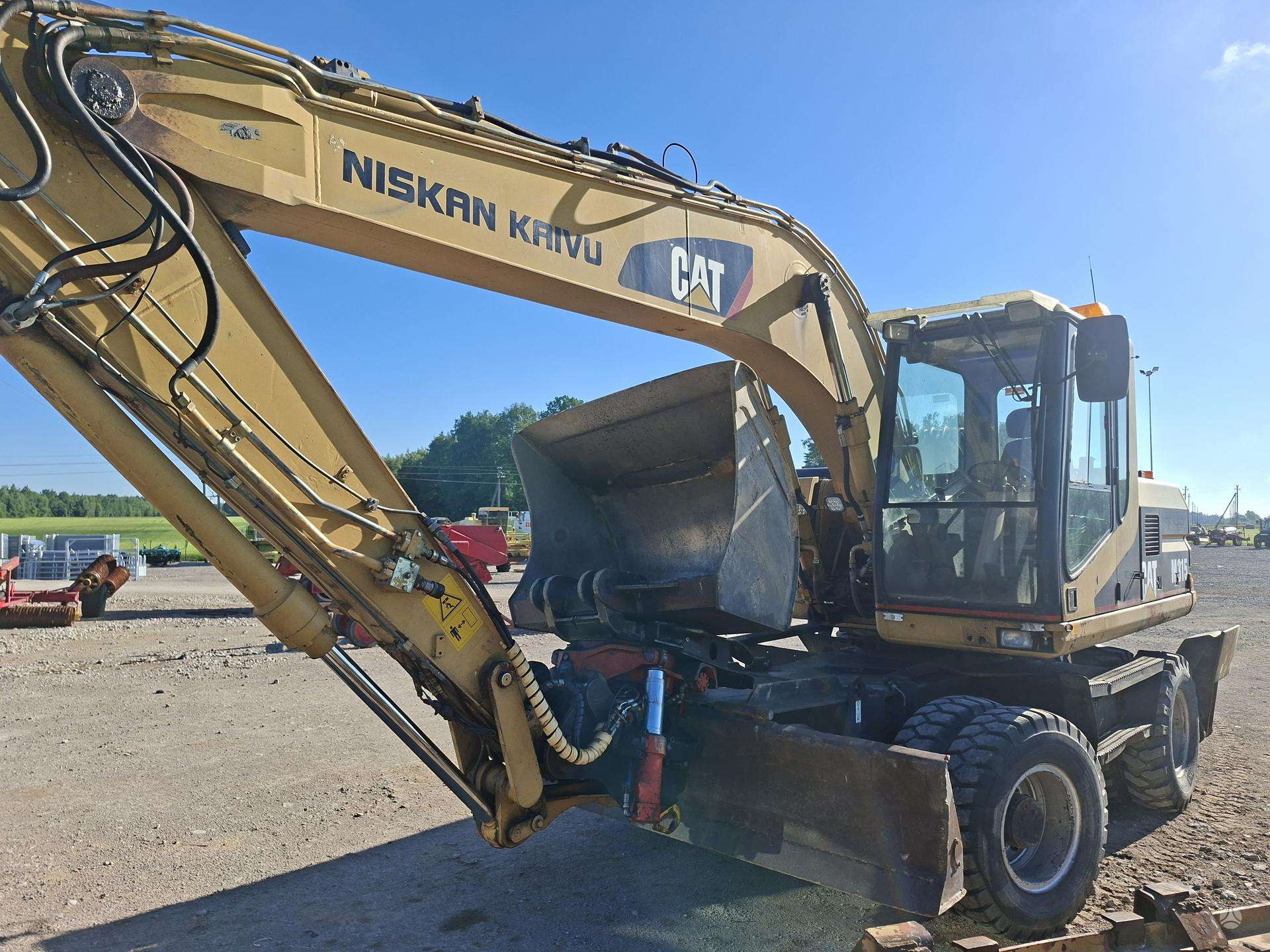 Caterpillar M315