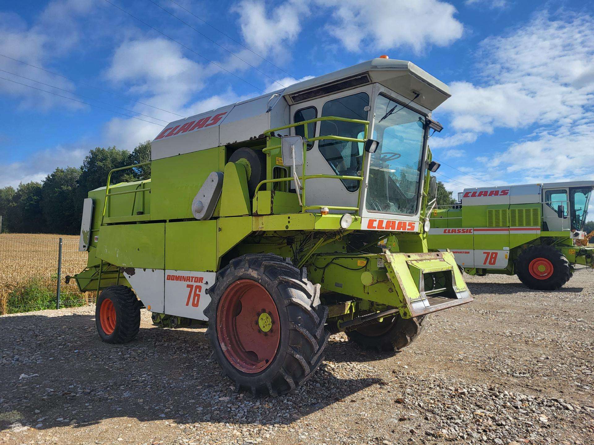 Claas Dominator 76
