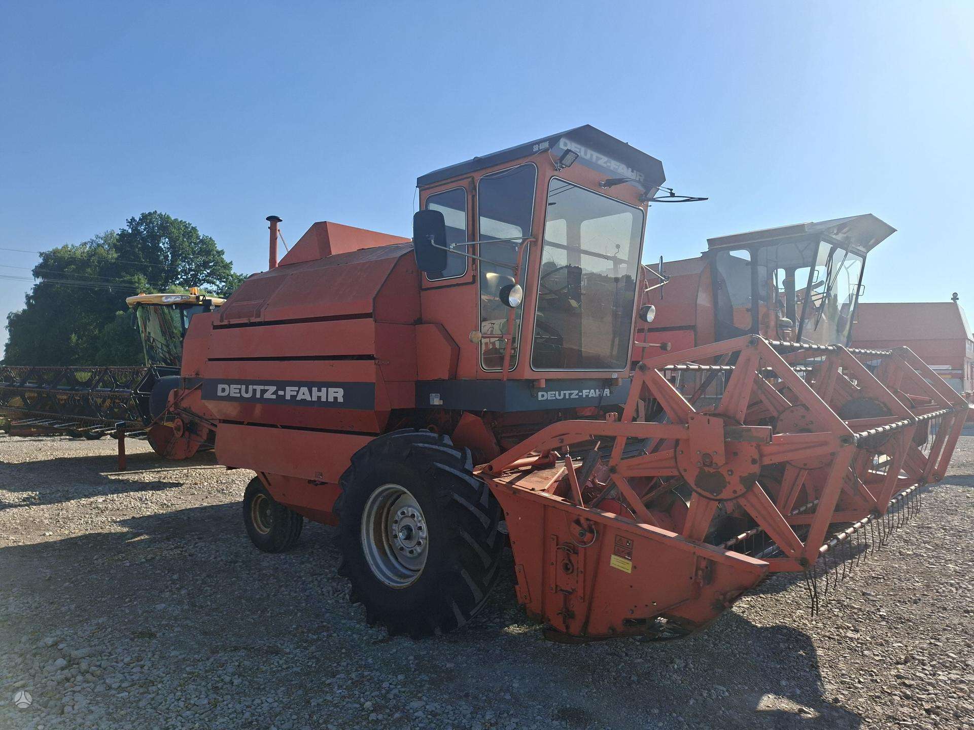deutz-fahr-m922-kombainai Deutz-Fahr M922