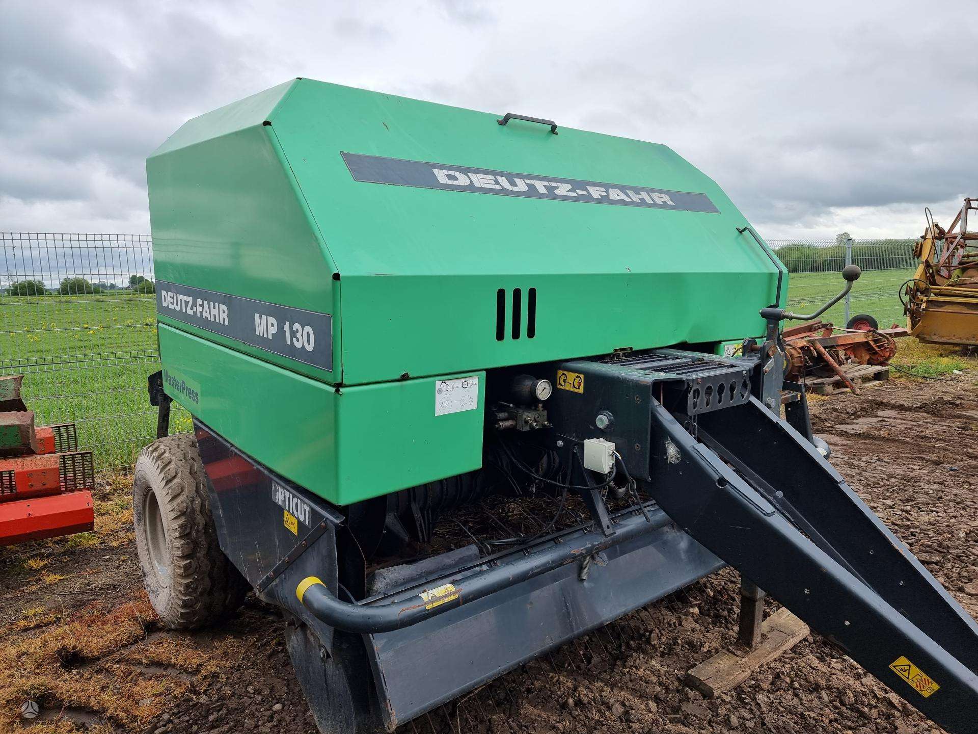 deutz-fahr-mp130 Deutz-Fahr MP130