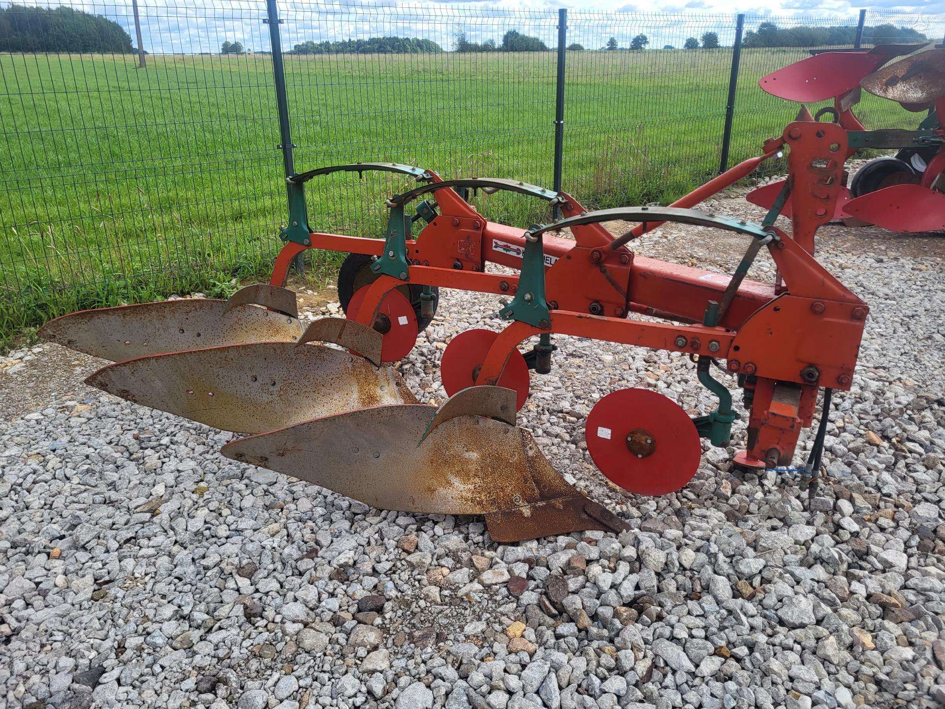 Kverneland A-3
