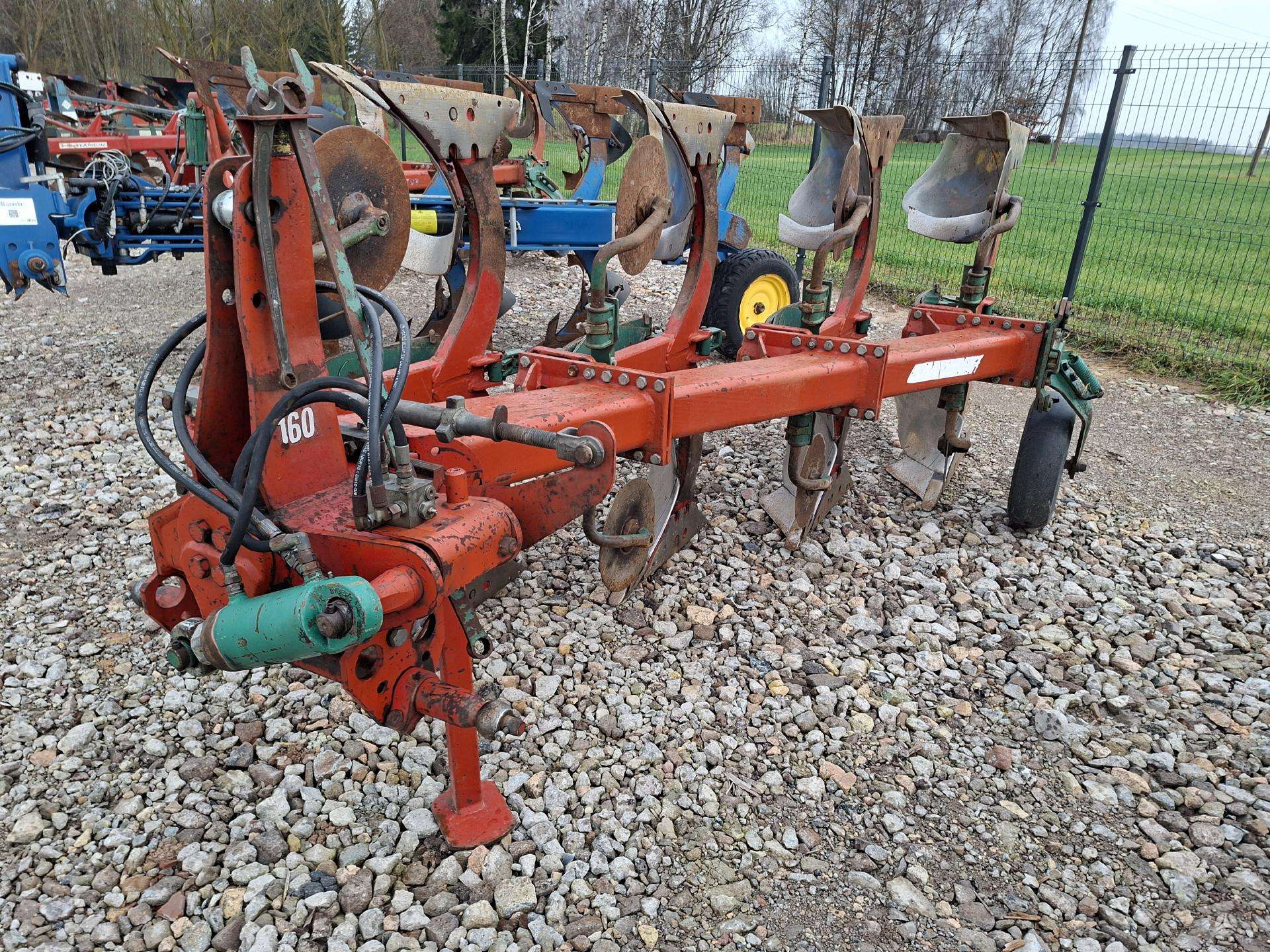 Kverneland E160-8