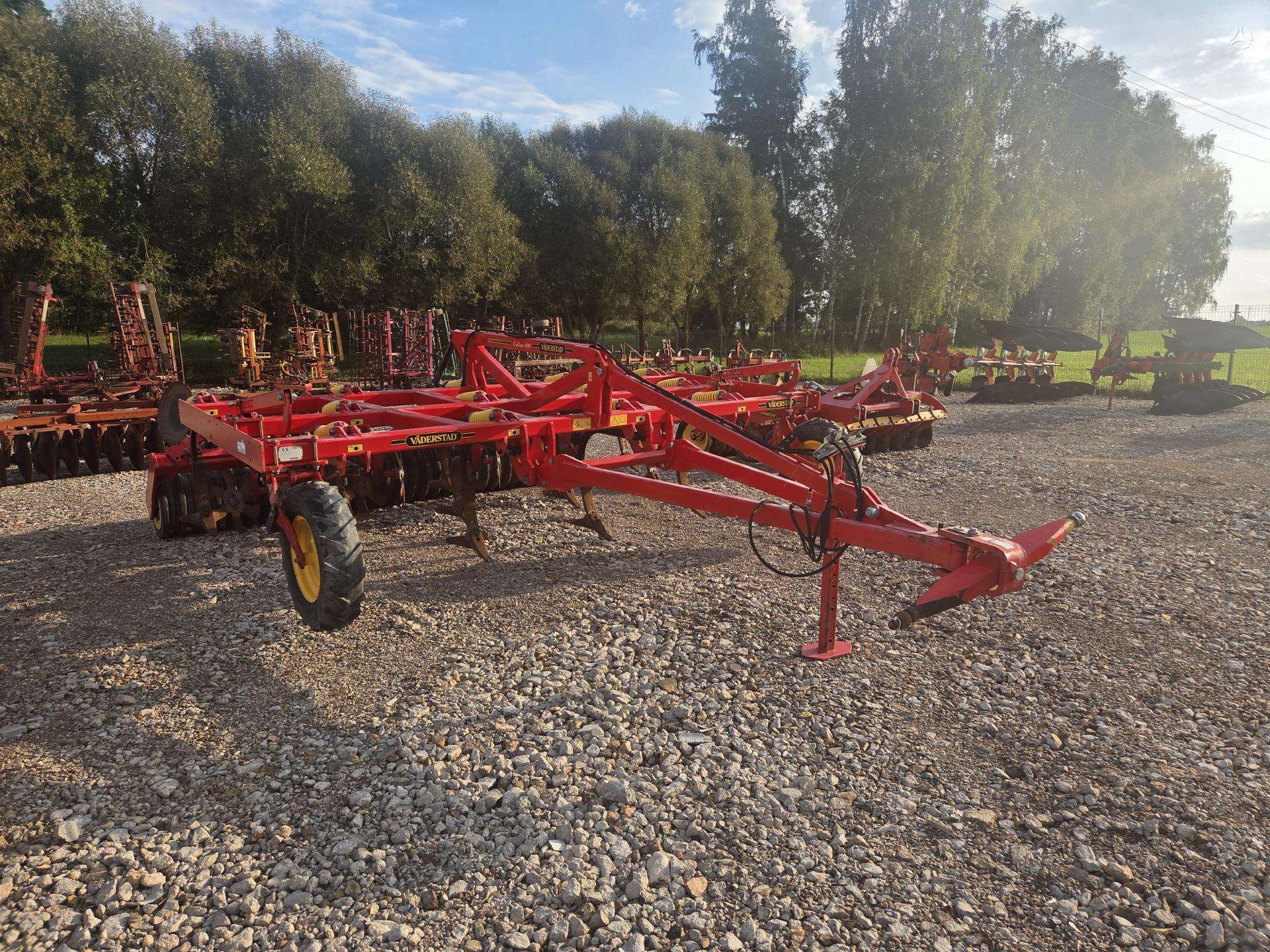 vaderstad-cultus-cs400-skutikai-purentuvai Vaderstad Cultus CS400