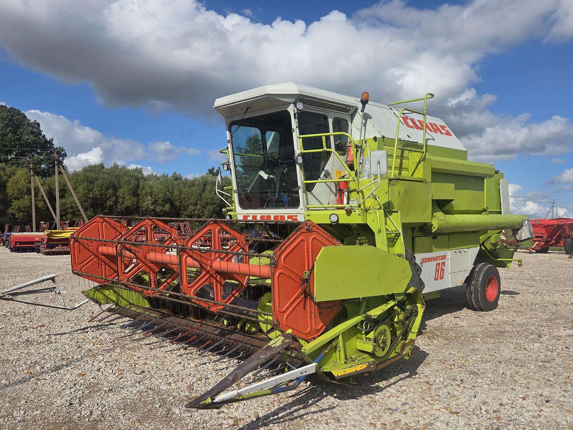 claas-dominator-86-kombainai Claas Dominator 86