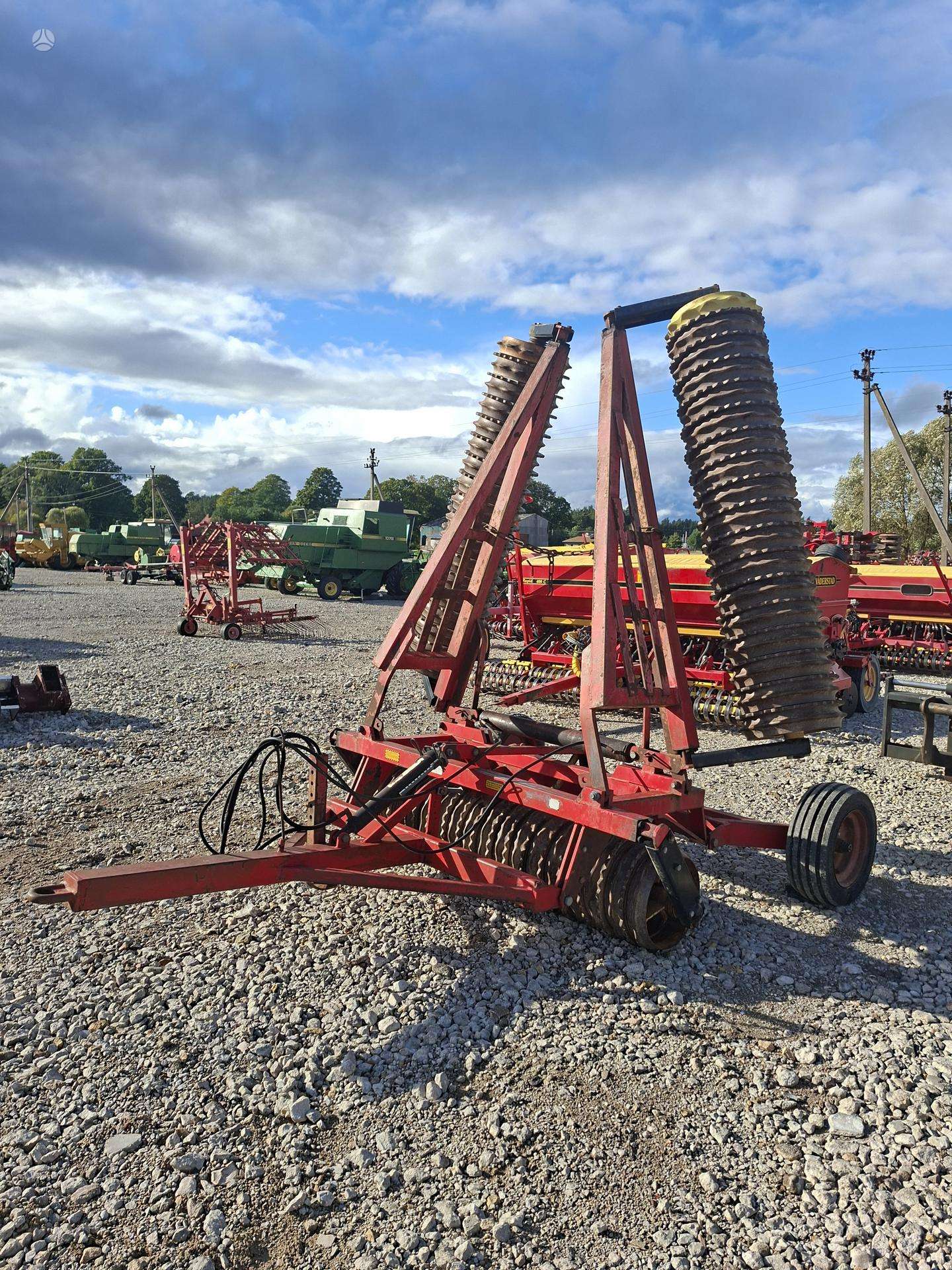 vaderstad-hv-620-dirvos-tankinimo-lyginimo-volai Vaderstad HV-620
