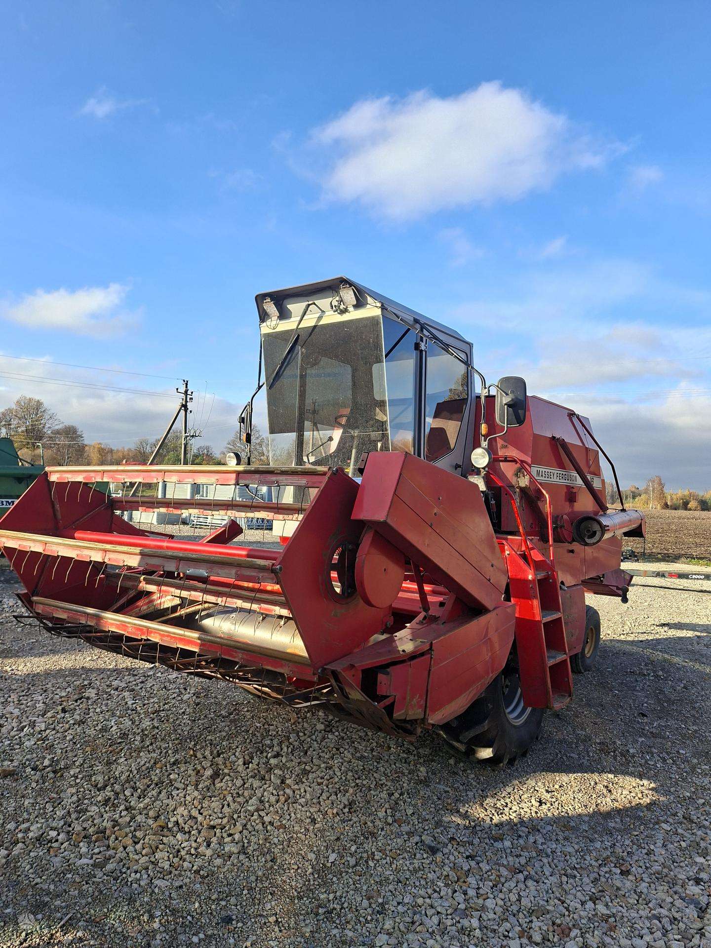 Massey Ferguson 16