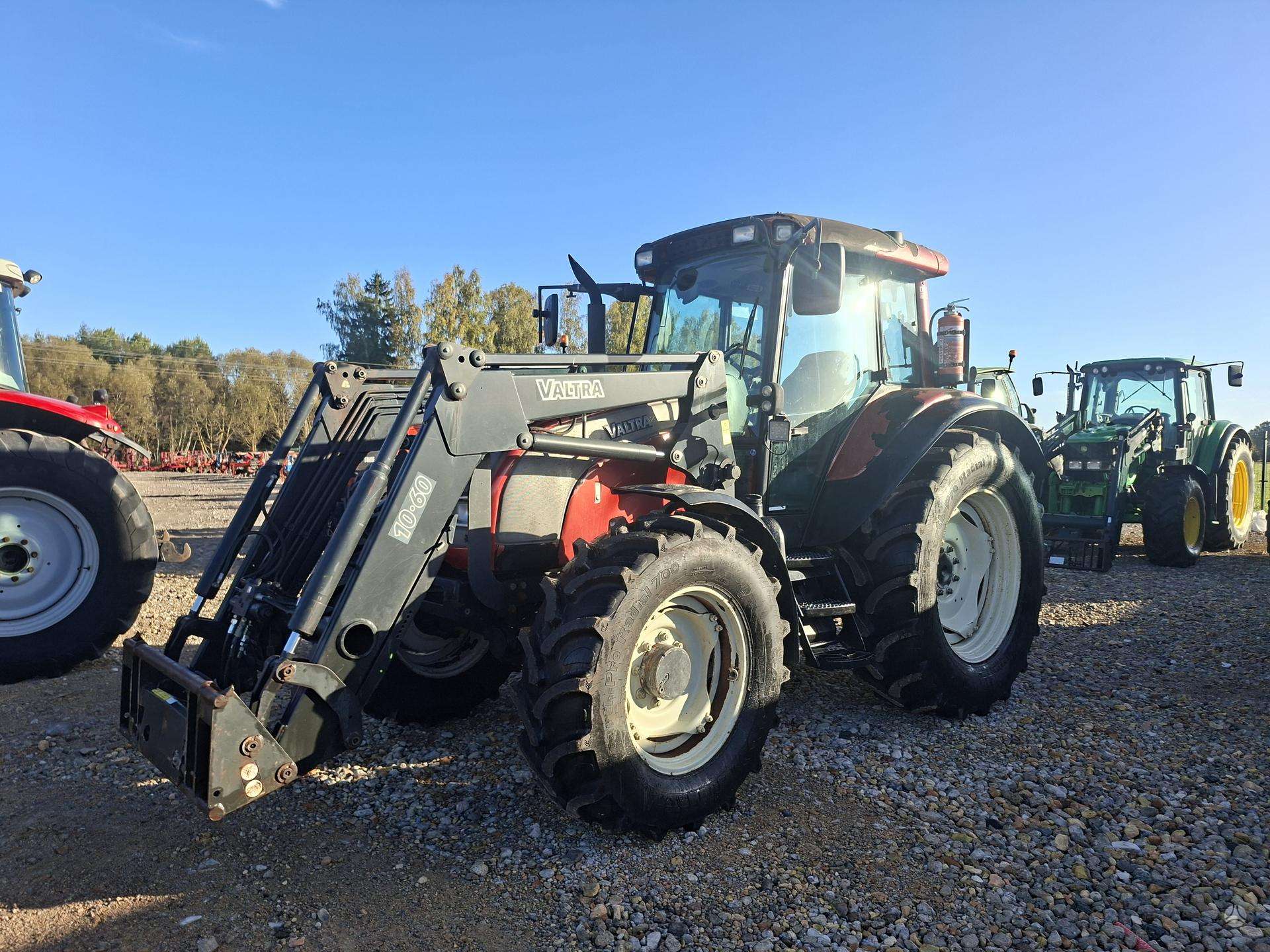 valtra-c110-traktoriai Valtra C110